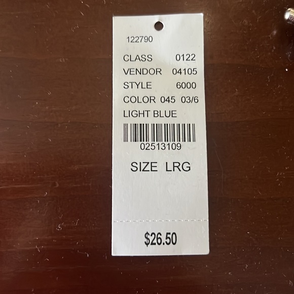 Shirt 👕 - Picture 4 of 5